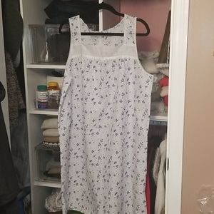 NWOT Womans Night Shirt